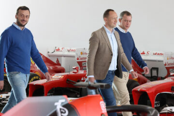 Dopo 40 anni la Ferrari realizza il sogno di Michele, Alessandro e David. Il video